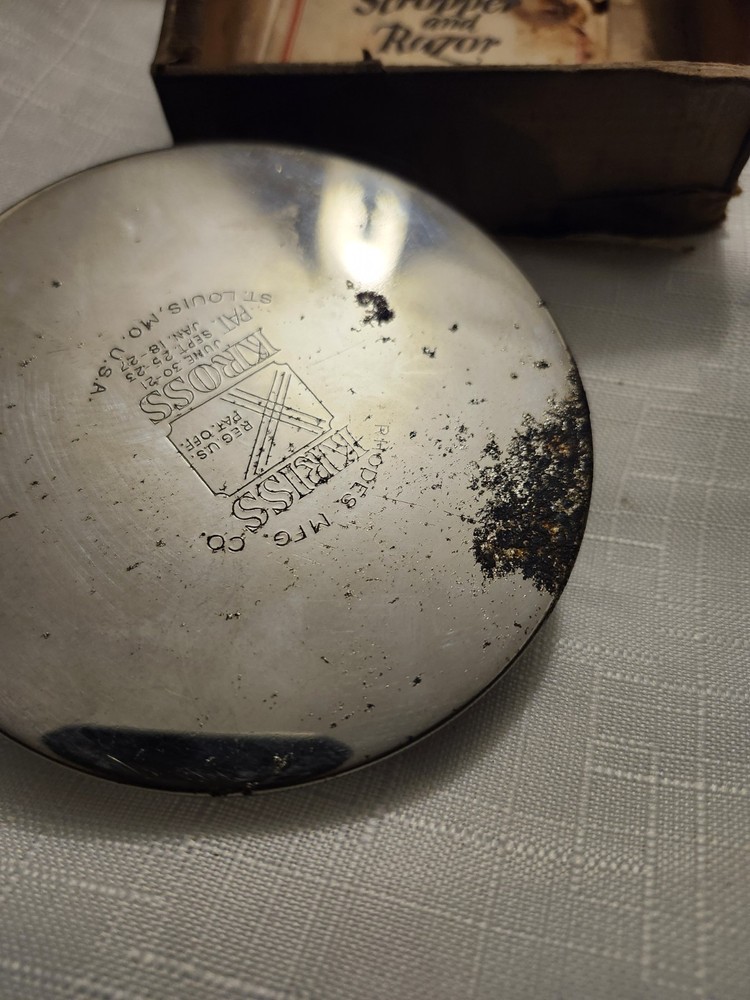 Kriss Kross Stropper Razor Blade Sharpener And Razor