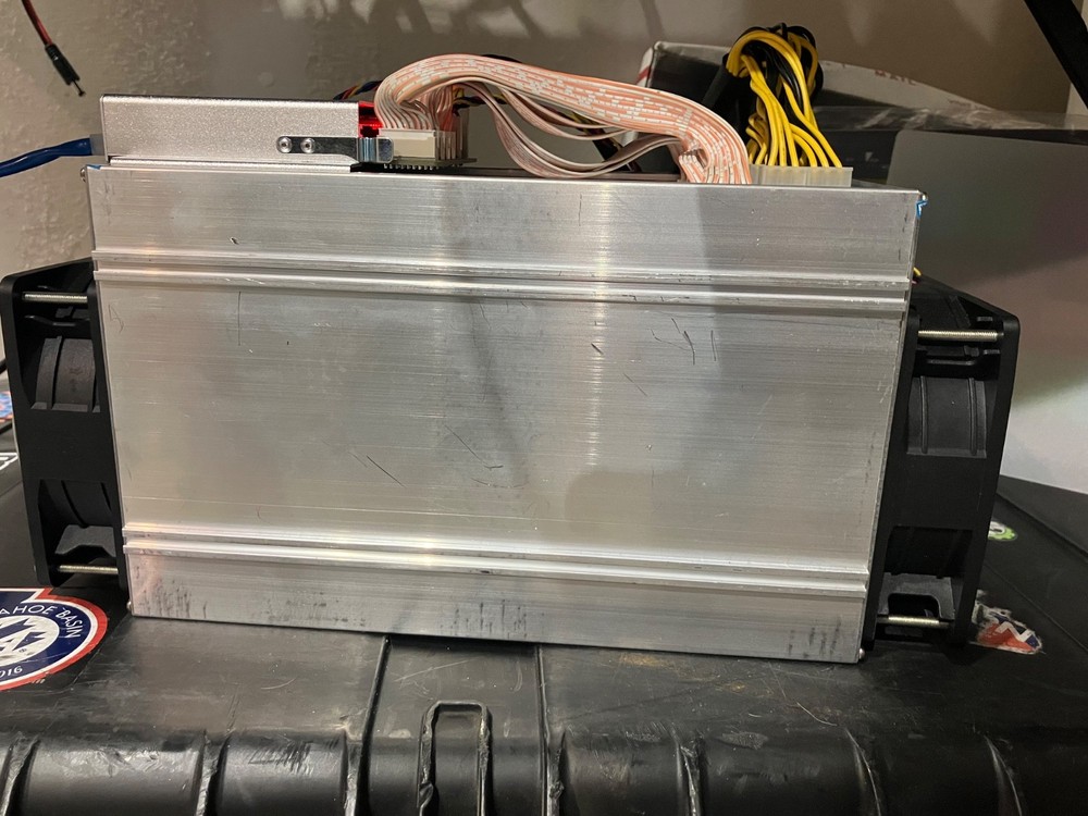 AntMiner Miner Doge/ Ltc !