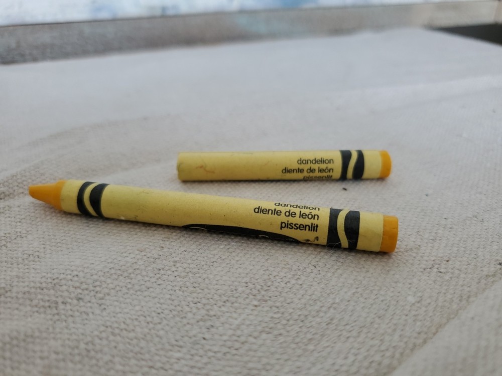 Dandelion Crayola Crayons