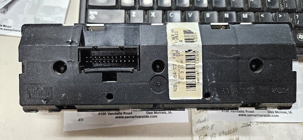 FREIGHTLINER M2 106 2009: Temperature Control a22-57054-002