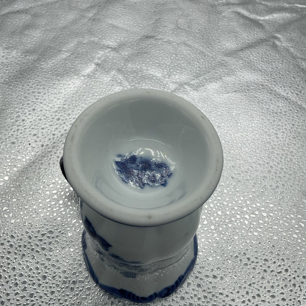 Cracker Barrel Blue & White Pedestal Footed Mug Flow Blue