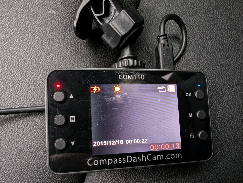 2.4'' Compass COM 110 Dash Camera