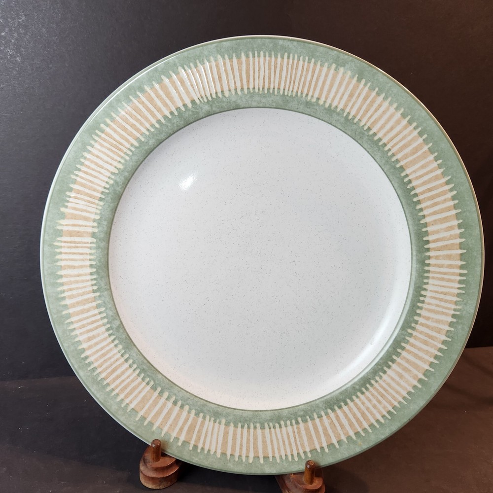 Camarillo by Studio Nova 4 Piece Place Setting