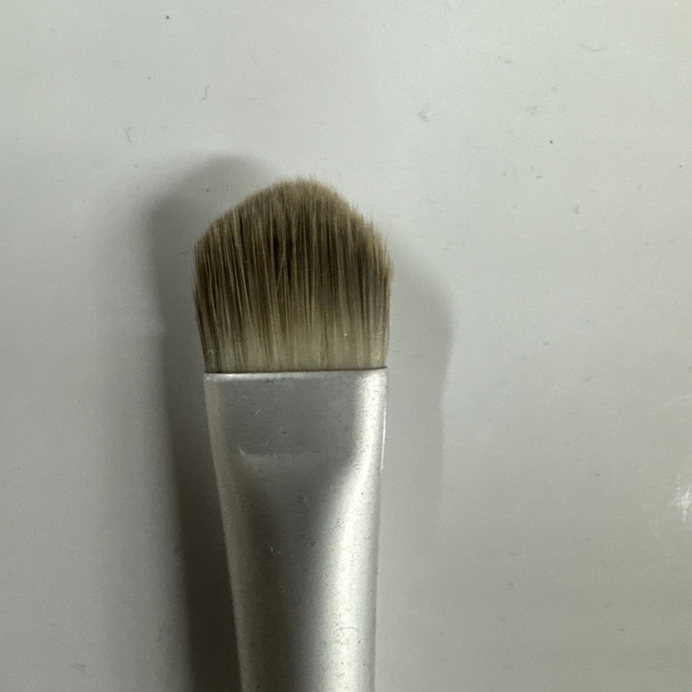 LILIQUE Eye Defining Make-Up Brush