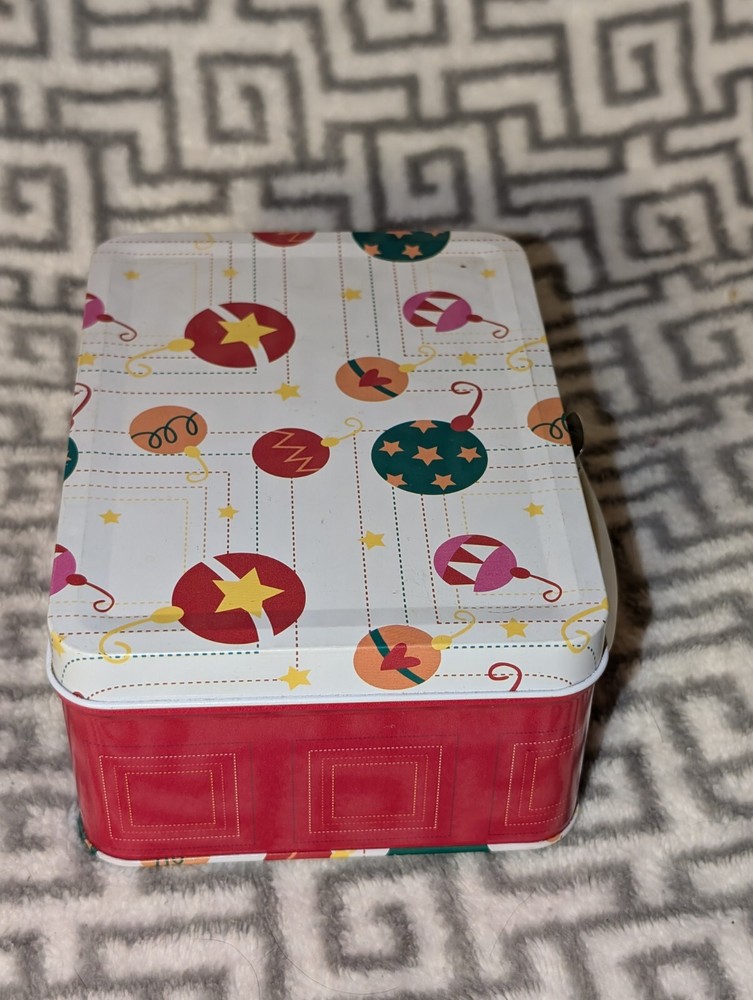Christmas Latch Tin