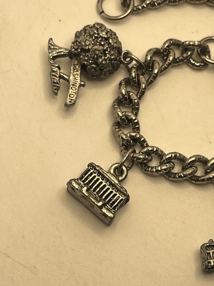 Washington DC silver tone monuments cherry blossom tree key charm bracelet