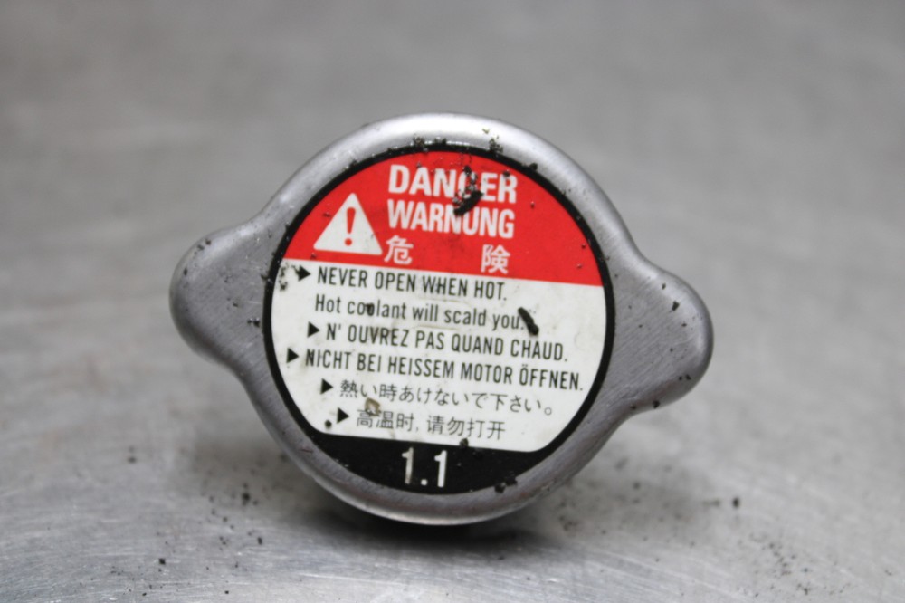 08-16 Yamaha R6 R6R Engine Radiator Cap