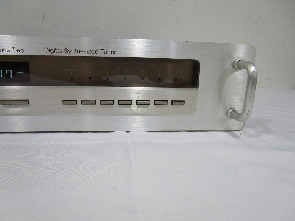Phase Linear Model 5100 Series Two Digital Synthesized Stereo Tuner ------ Cool!