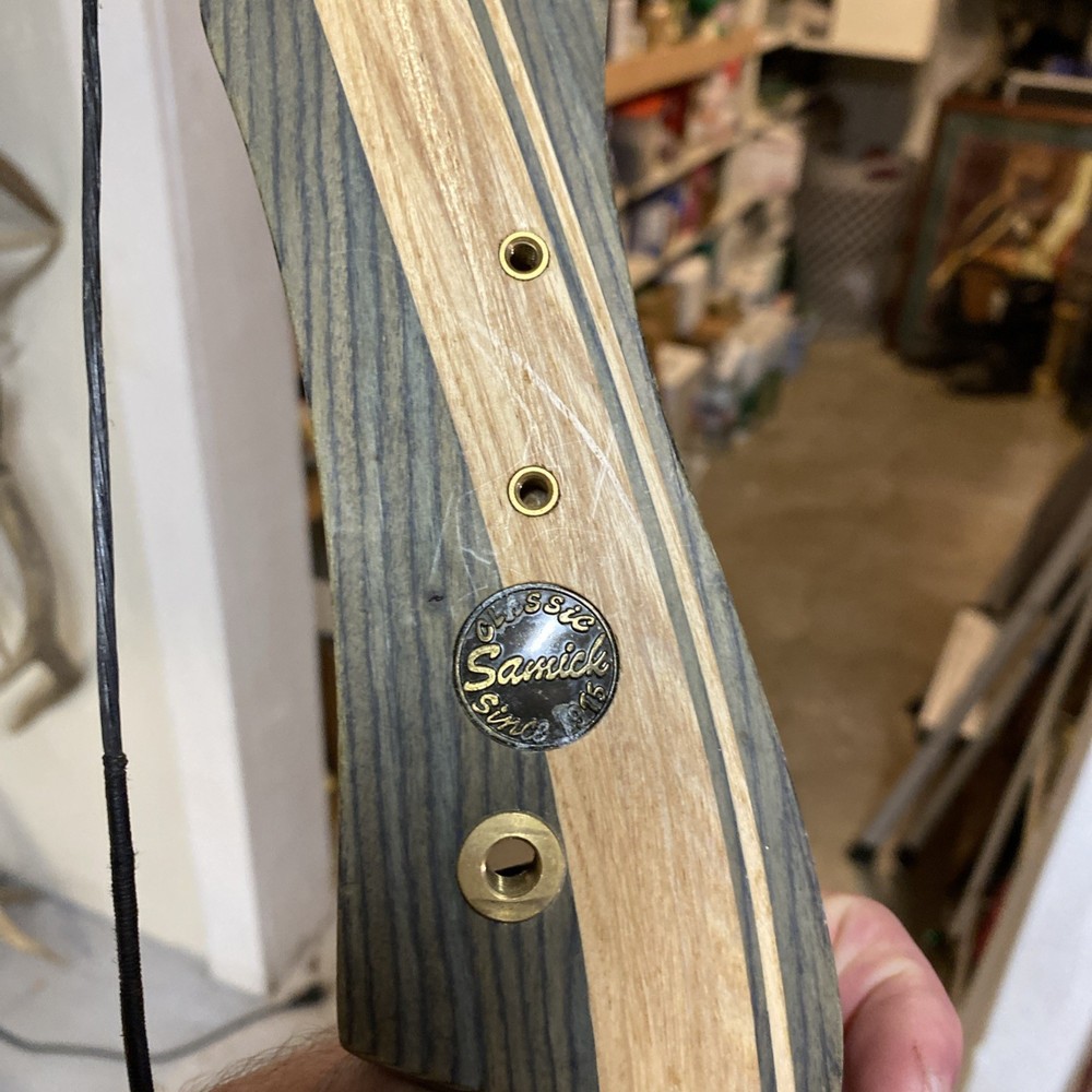 Samick Sage RH 60 lb Recurve Bow