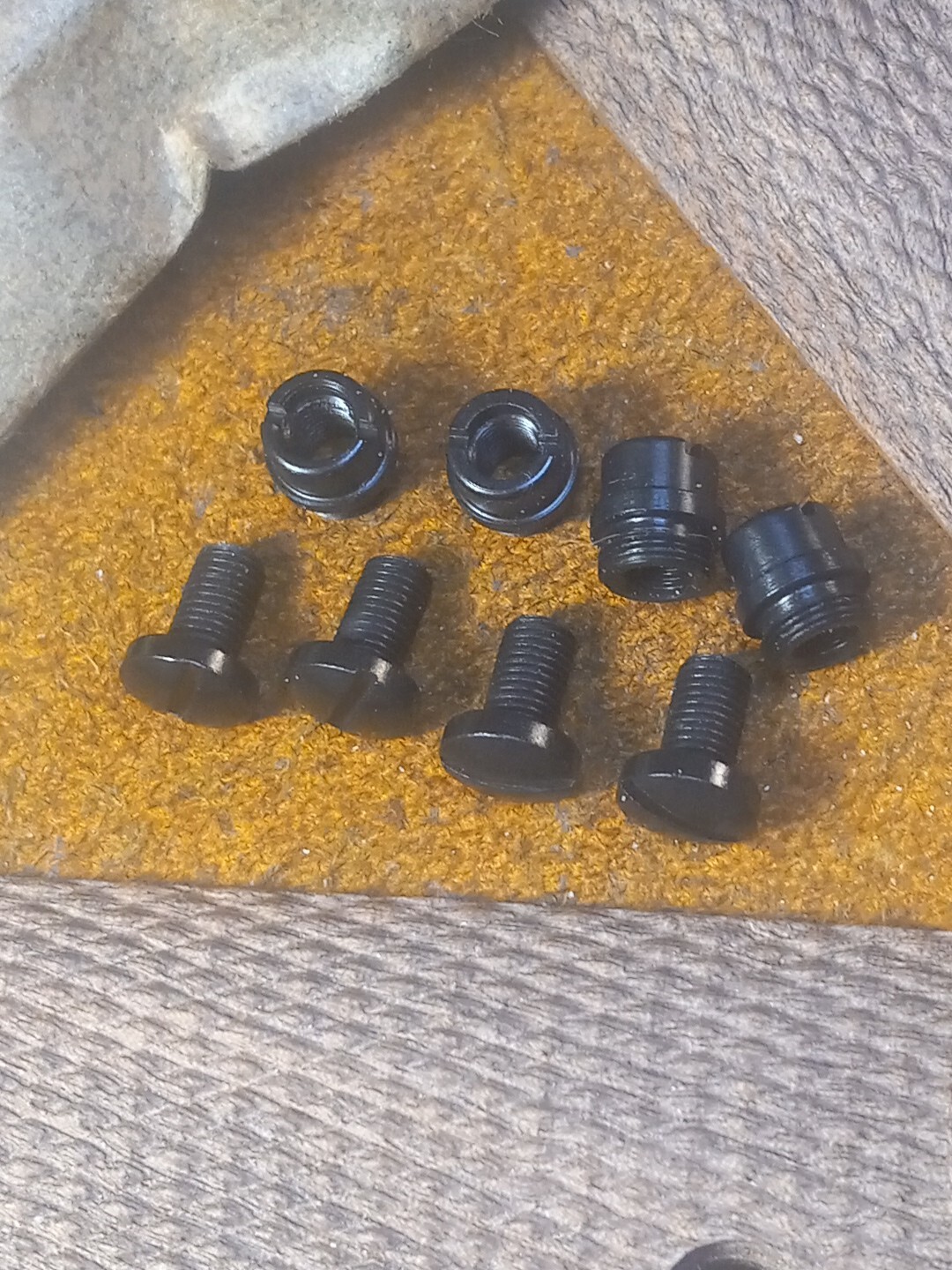 M1911 M1911A1 1911 1911A1 Colt Grip Screws And Bushings Series 70