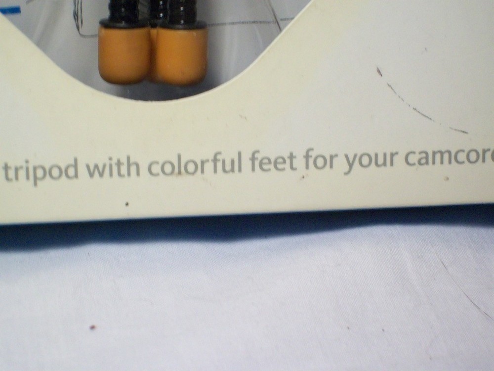 FLIP / TRIPOD CAMERA HOLDER