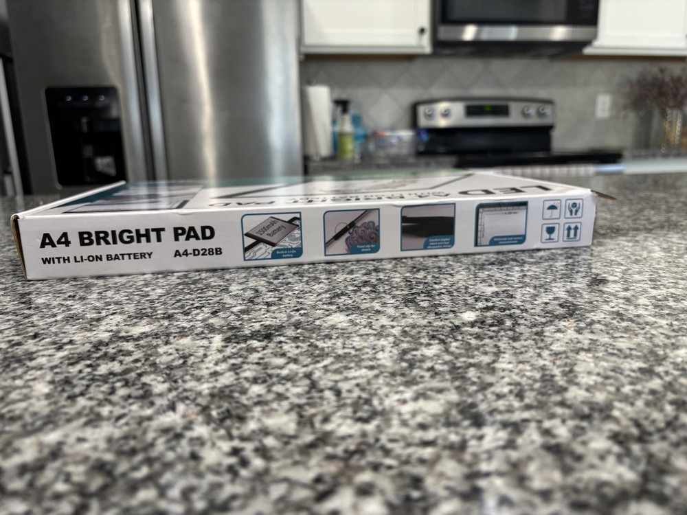 LED A4 Drawing Pad – Slim Wireless Tracing Board!