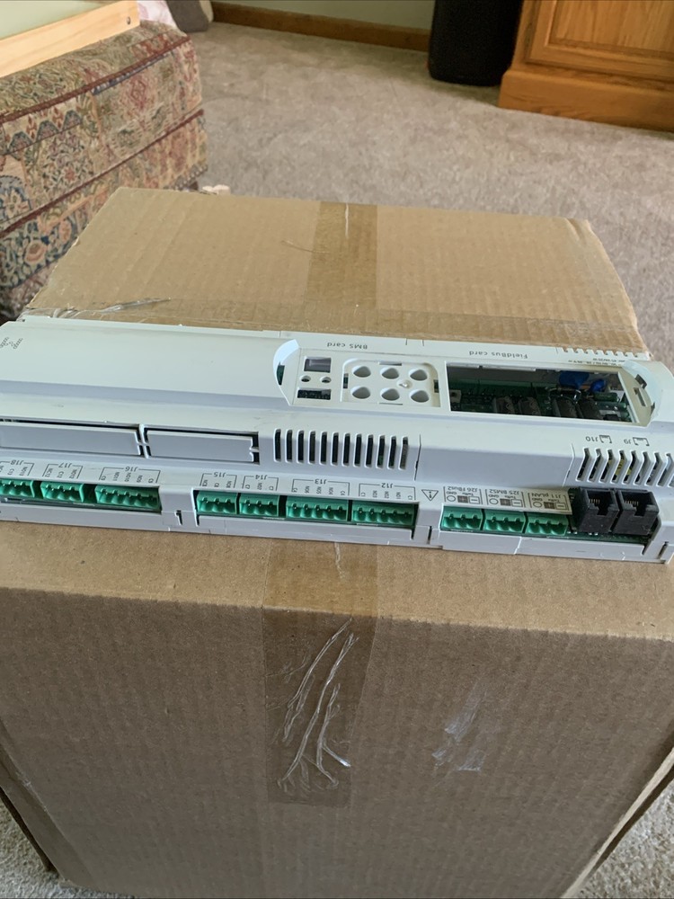 CAREL PCO5000000AM0 Programmble Controller rev1.614, Parts