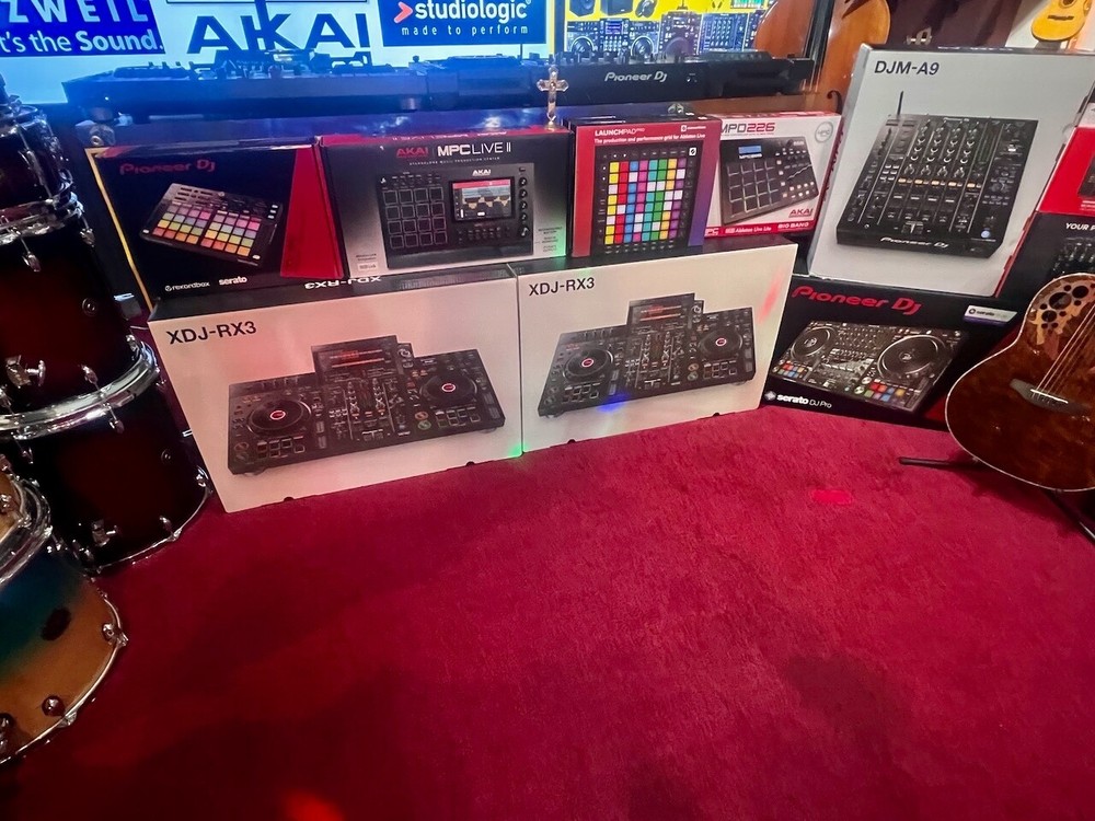 On-Stage KS1365 Z Keyboard Stand with Second Tier