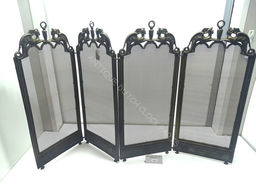 VINTAGE FIREPLACE SCREEN 4 PANELS WITH DRAGONS HEADS