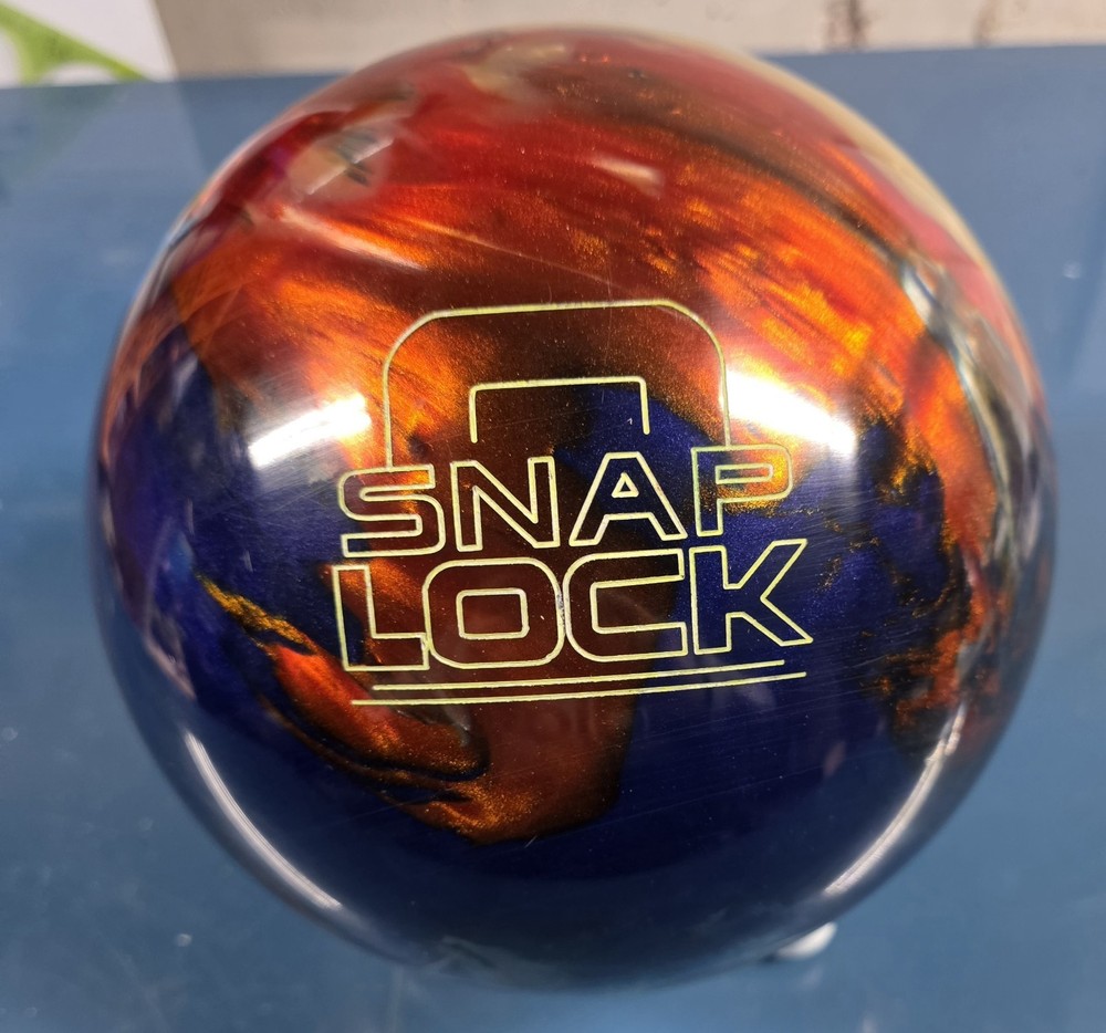 15lb Storm Snap Lock Bowling Ball Used