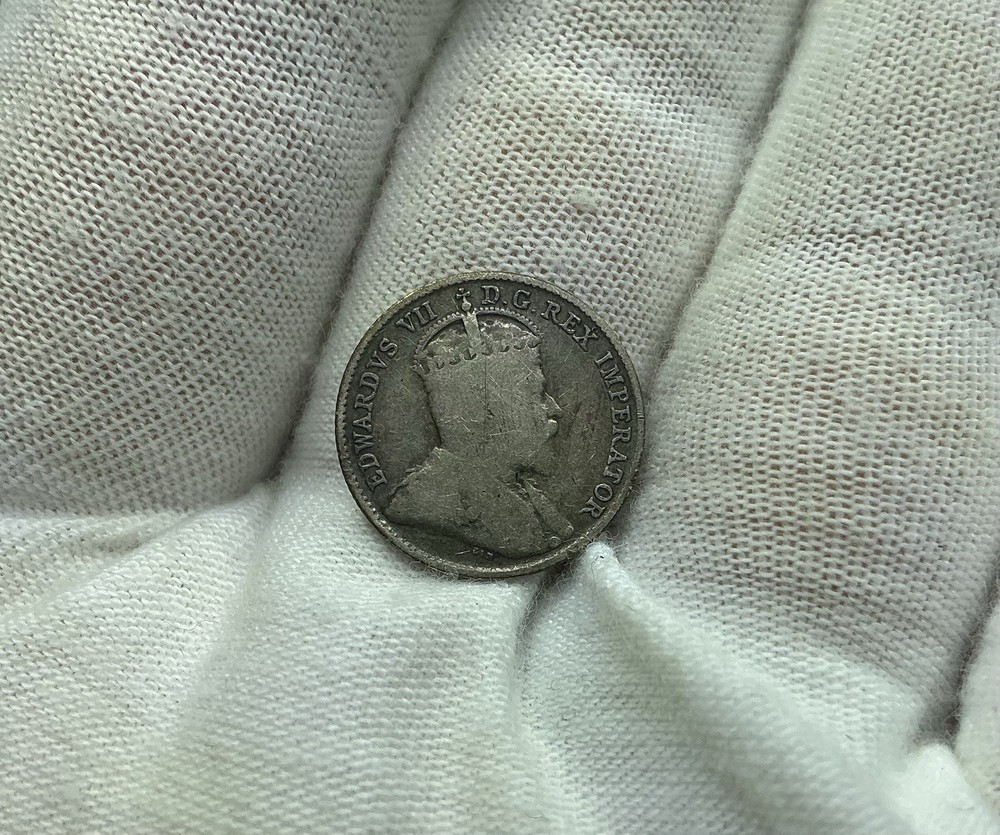 1906 Canada 5 Cents Silver Original Example. Free Shipping !! U200