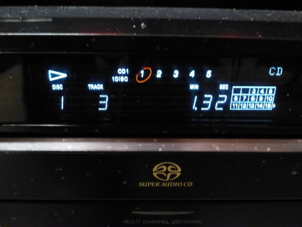 Sony SCD-CE595 Super Audio CD Player 5 Disc Changer - with Remote TESTED
