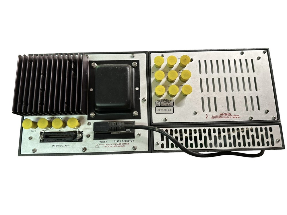 Wavetek 1038-D14A Newtwork Analyzer w/ OPT 03/04 -Powers On