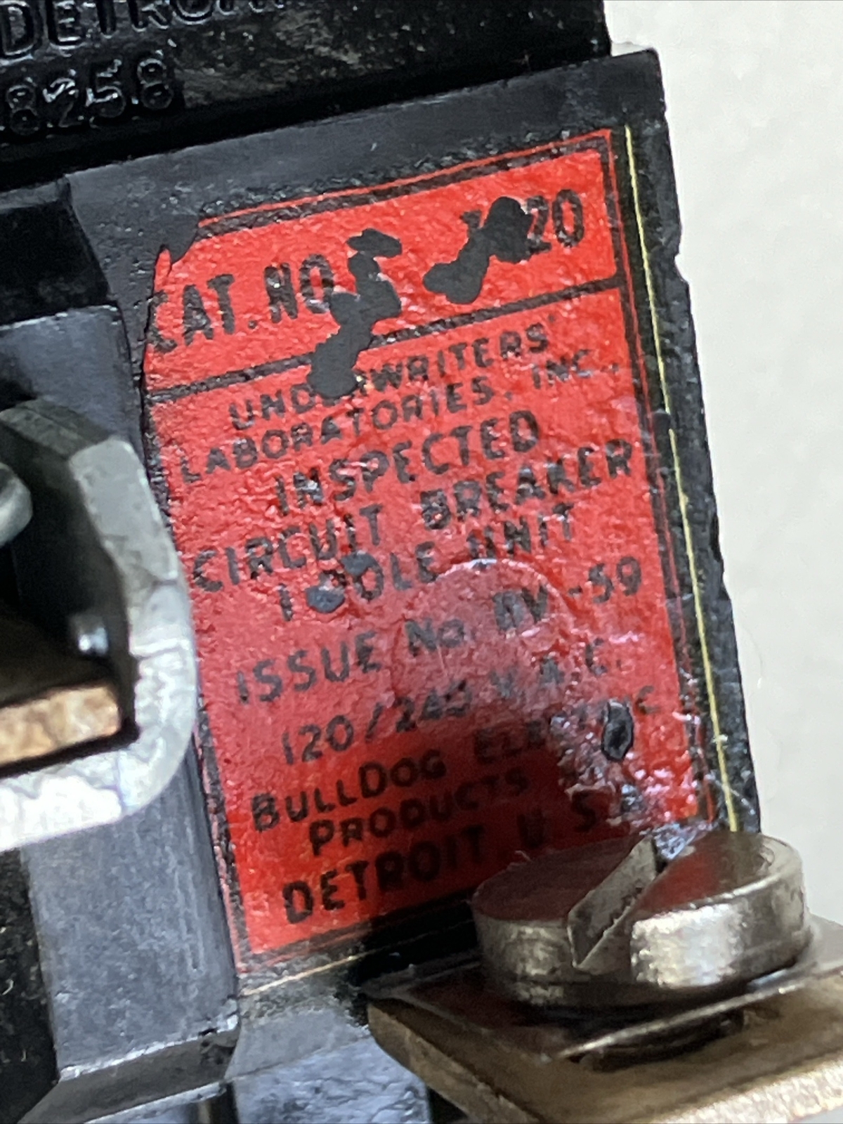 Bulldog P120, 20 Amp, 120 Volt, 1 Pole Pushmatic Circuit Breaker- WARRANTY