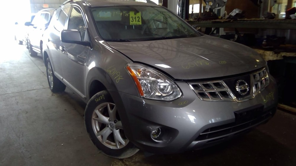 Used A/C Selector Switch fits: 2011 Nissan Rogue AC automatic temperature contro