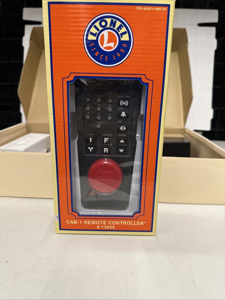Lionel 6-12969 Trainmaster Command Set Cab-1 Remote & Commander Base.