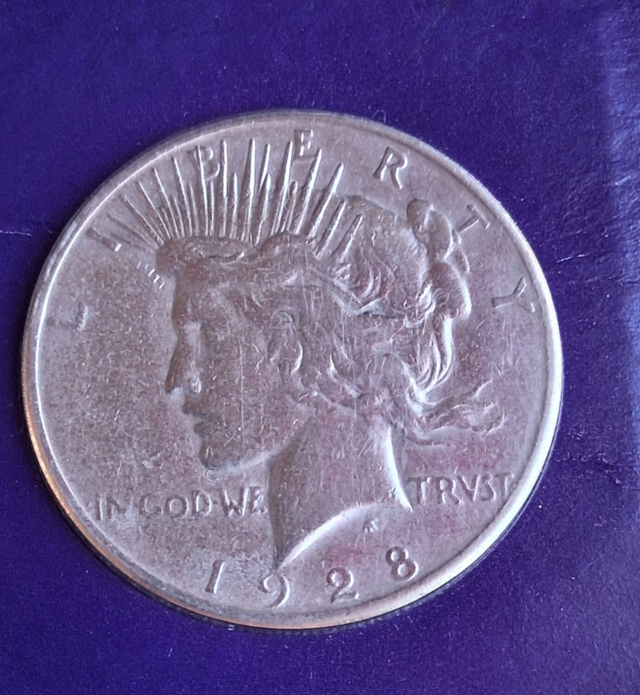 US Silver Peace Dollar 1928 Rare key Date