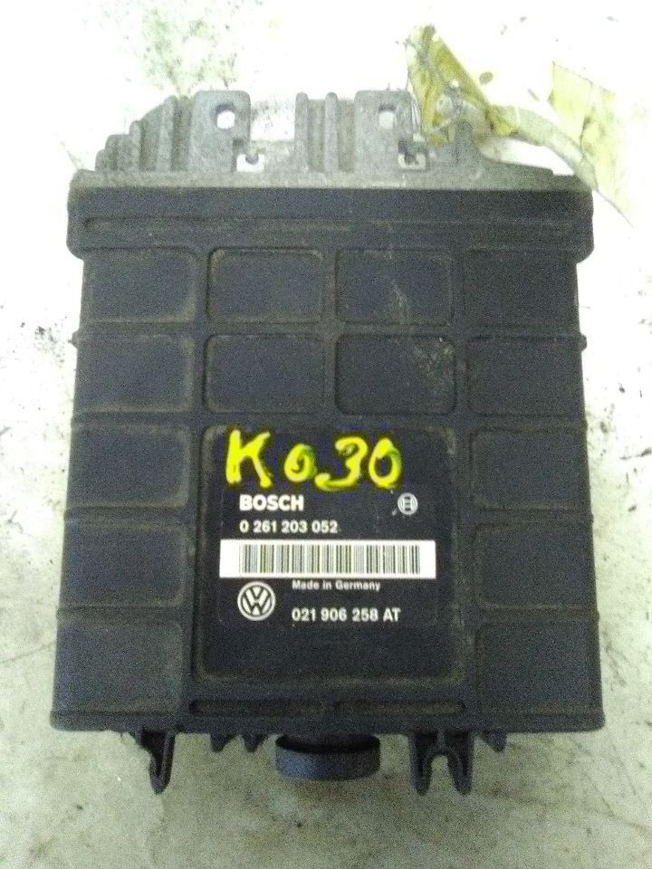 93 94 PASSAT ENGINE ECM ELECTRONIC CONTROL MODULE UNIT ECU FROM VIN 136399