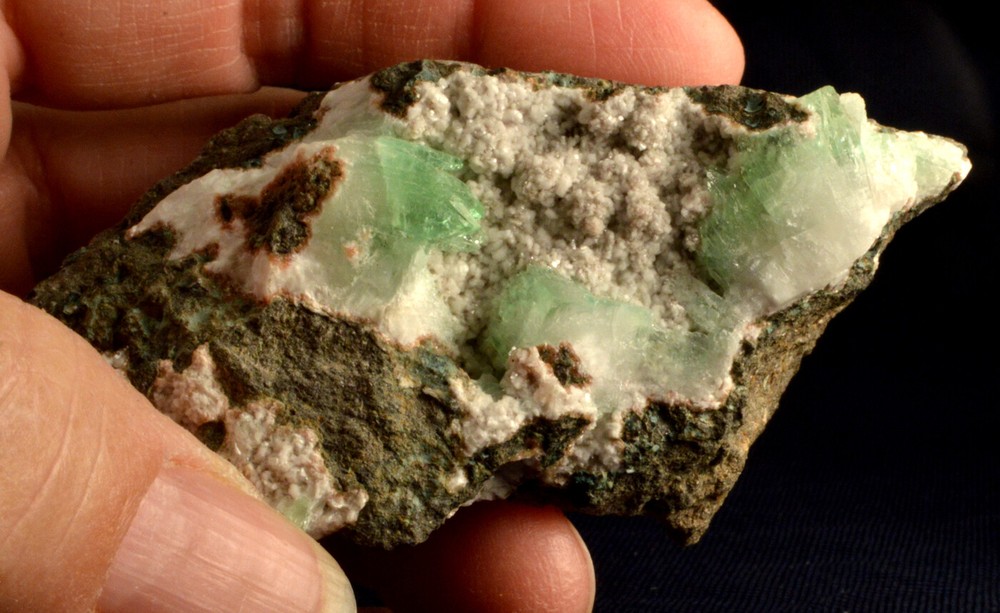 #6937 Green Apophyllite - India