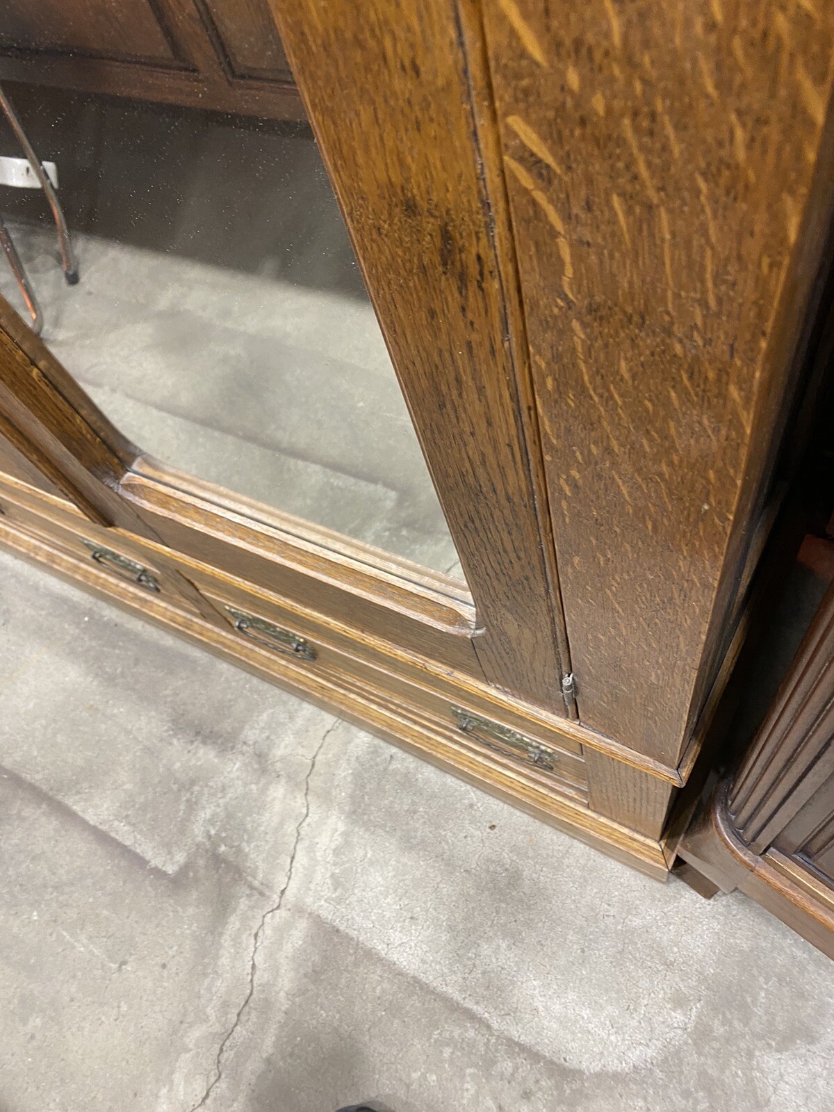 65564 Antique Victorian Oak 2 Door Wardrobe Cabinet