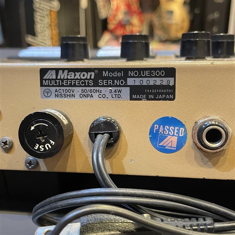 Maxon 80s UE300 Multi Effects [SN 100228]