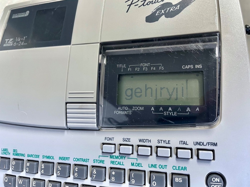 Brother P-Touch PT-540 Label Maker