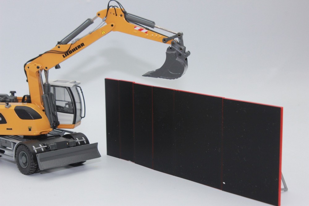 Red Black Formwork Scale 1:50 Stand Model Formwork System