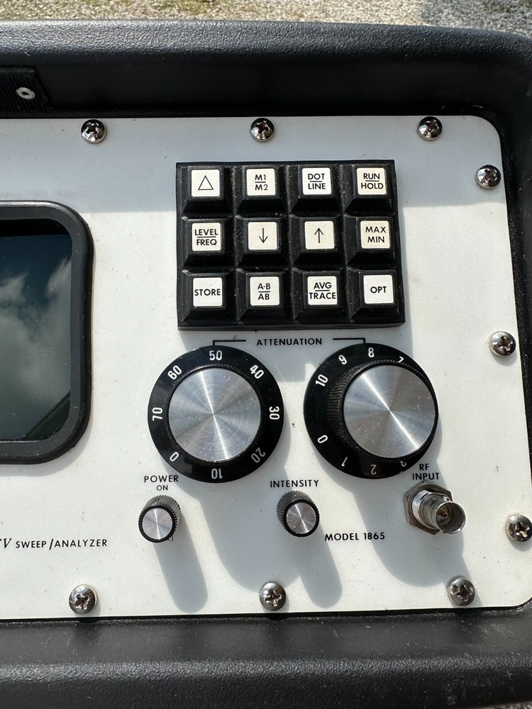 Wavetek Model 1865 CATV Sweep / Analyzer. FREE SHIPPING.