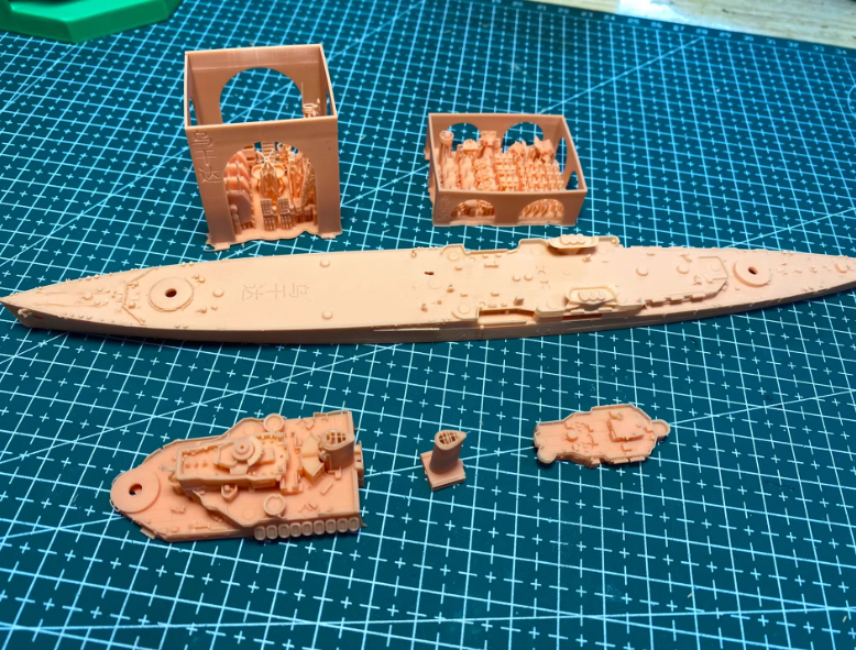 3D Printed 1/700 British Uganda Cruiser Unpainted Model Kit NEW