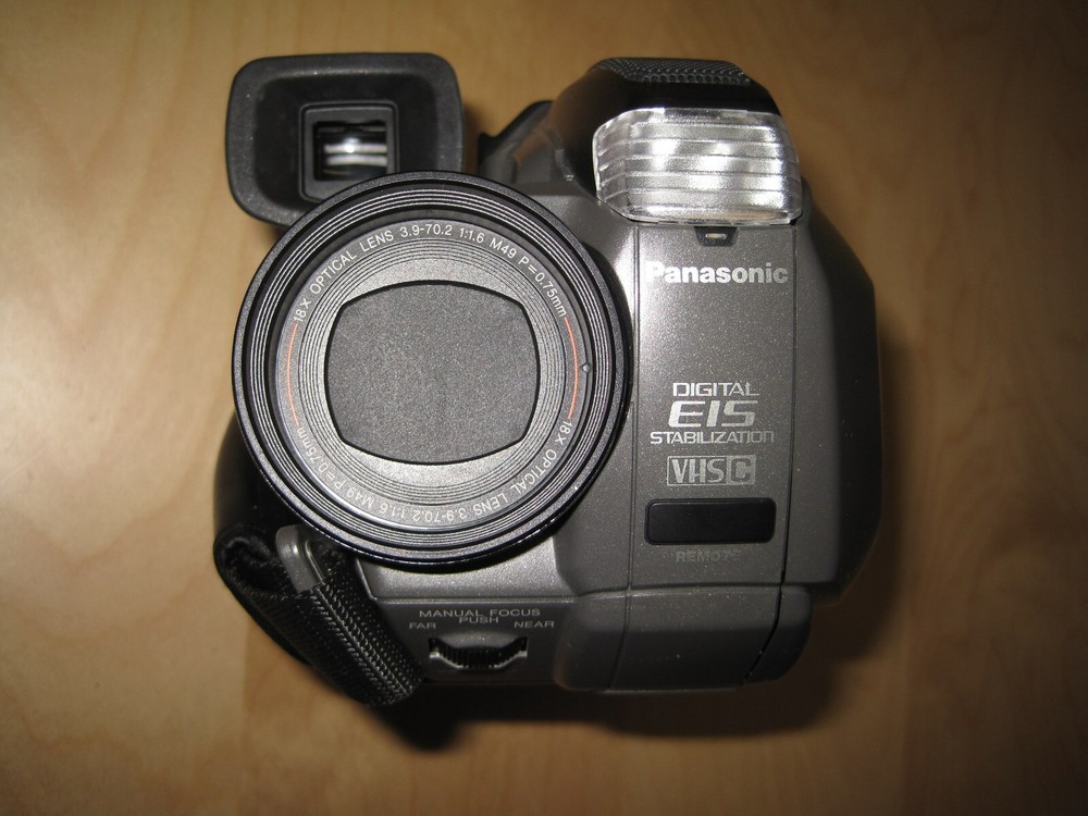 Panasonic Palmcorder PV-L650D VHS C Camcorder