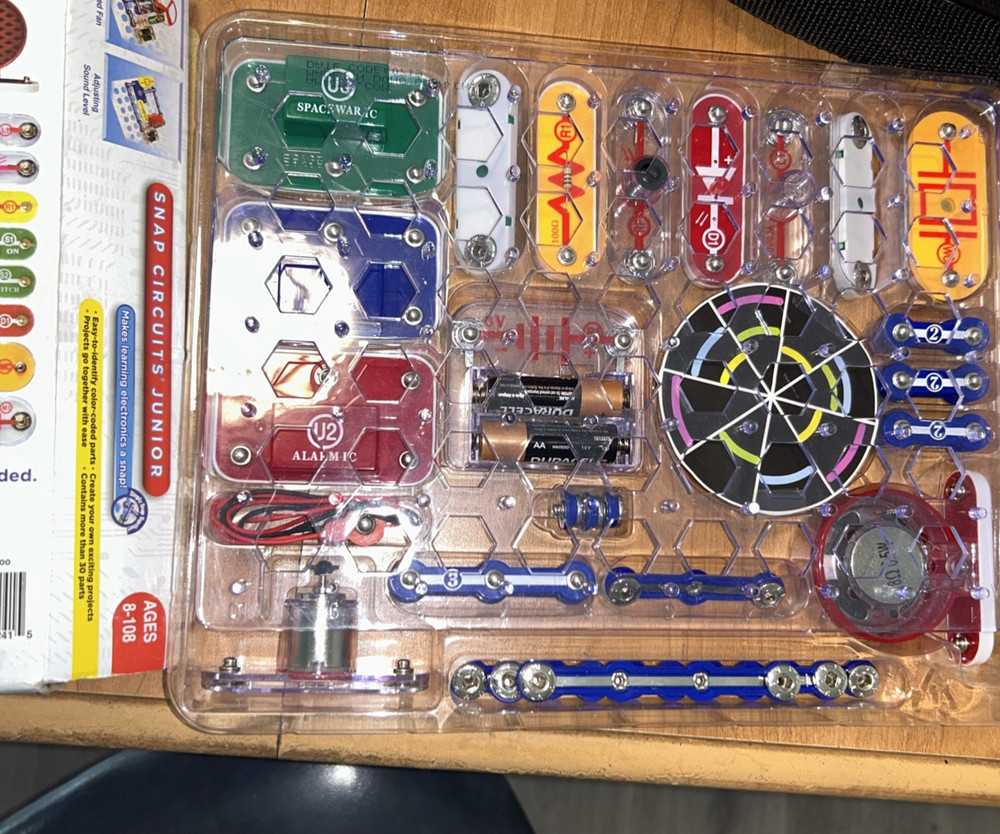 Elenco Snap Circuits Jr. SC-100 Open Box