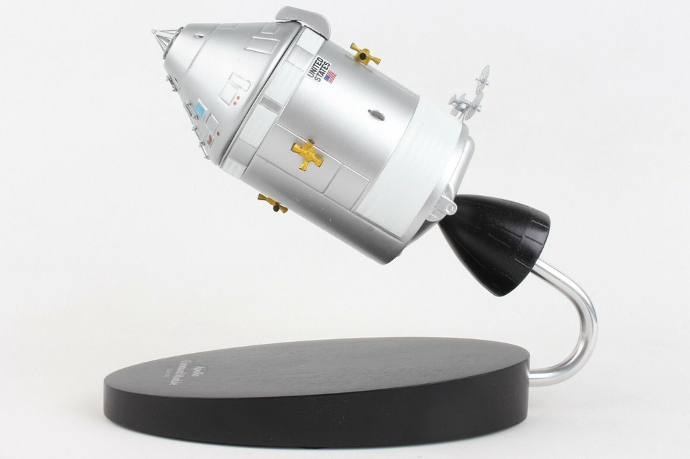 NASA Apollo Command Service Module Space Capsule Desk Top Display 1/48 SC Model
