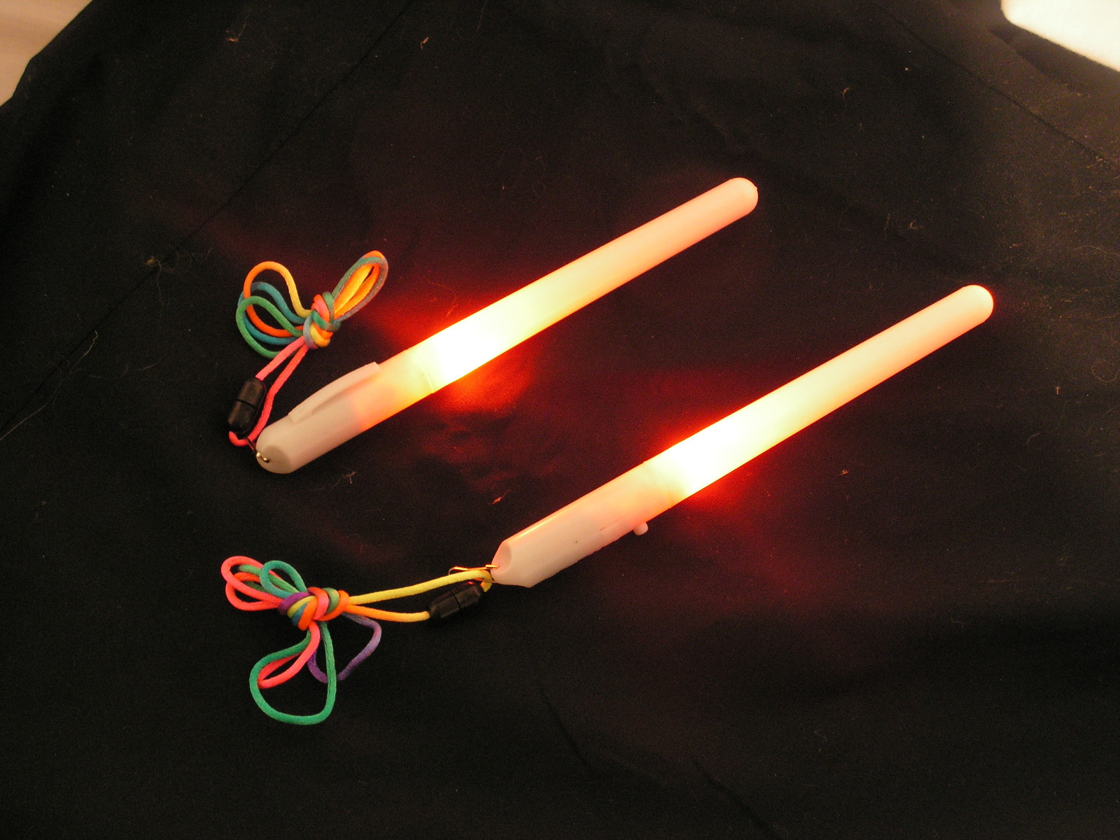 Pair LED Multi Colored 7 mode Poi Sticks Wand Lightstick + Diffraction glasses!