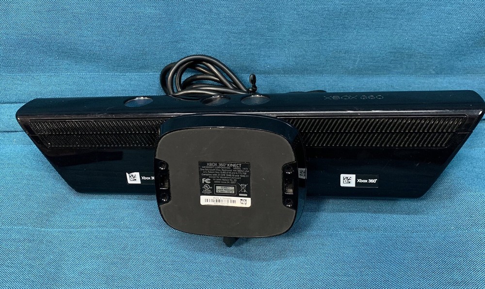 Genuine Microsoft XBOX 360 Kinect Sensor Bar Model 1473 Black & Adventures Game