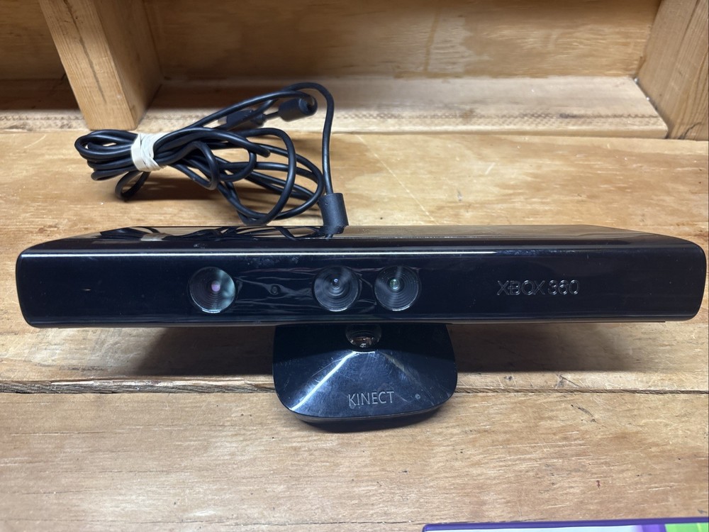 Microsoft 1414 Xbox 360 Kinect Sensor Bar & 10 Games - TESTED NICE DISCS!