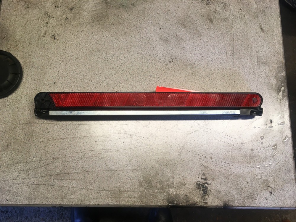 MERCEDES S CLASS W221 WARNING HAZARD TRIANGLE