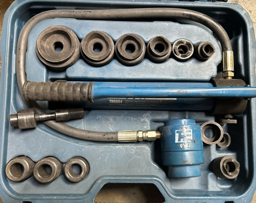 TEMCo TH0004 Hydraulic Punch Set Knockout Kit