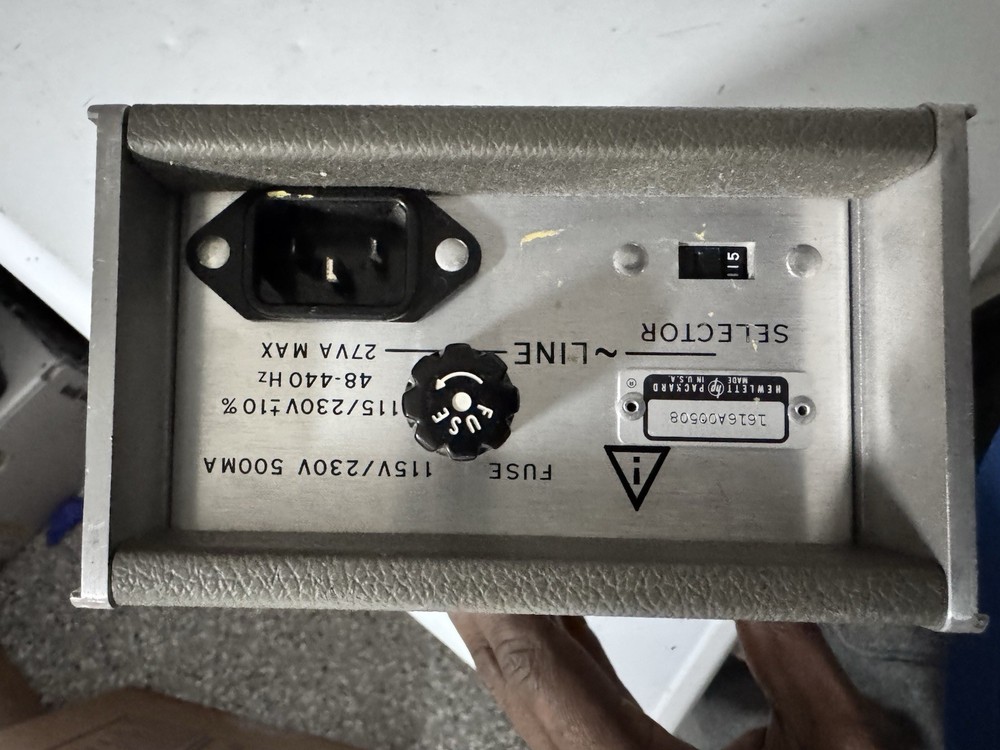 HP 8447E WIDE BAND AMPLIFIER