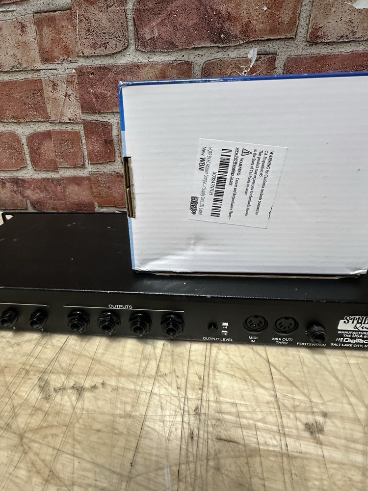 DigiTech Studio Quad 4 In 4 Out Mutli Effects Processor