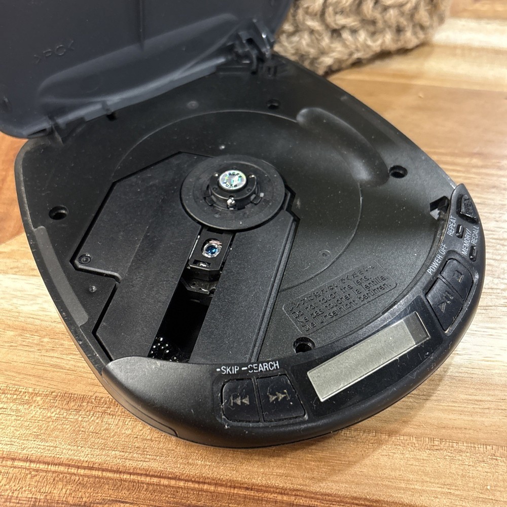 Panasonic SL-S200 Portable CD Player TESTED!