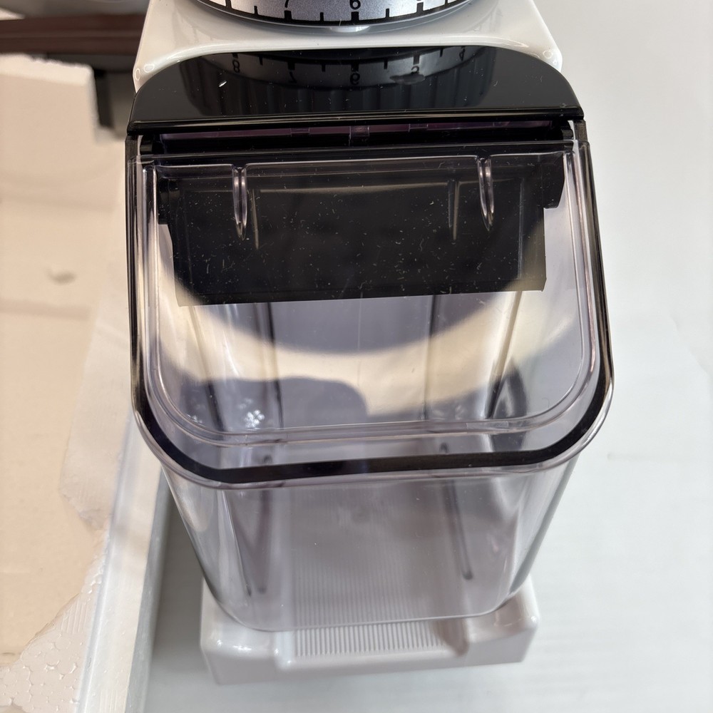 Saeco Coffee Grinder 2002 White