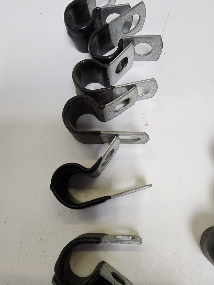 ASSORTED SIZED CUSHION CLAMPS