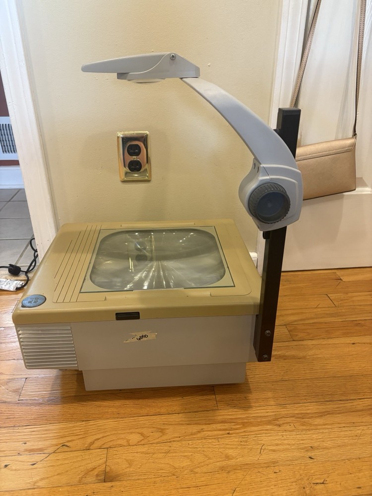 Overhead Projector 3M 1700 CJ1 Fully Functional