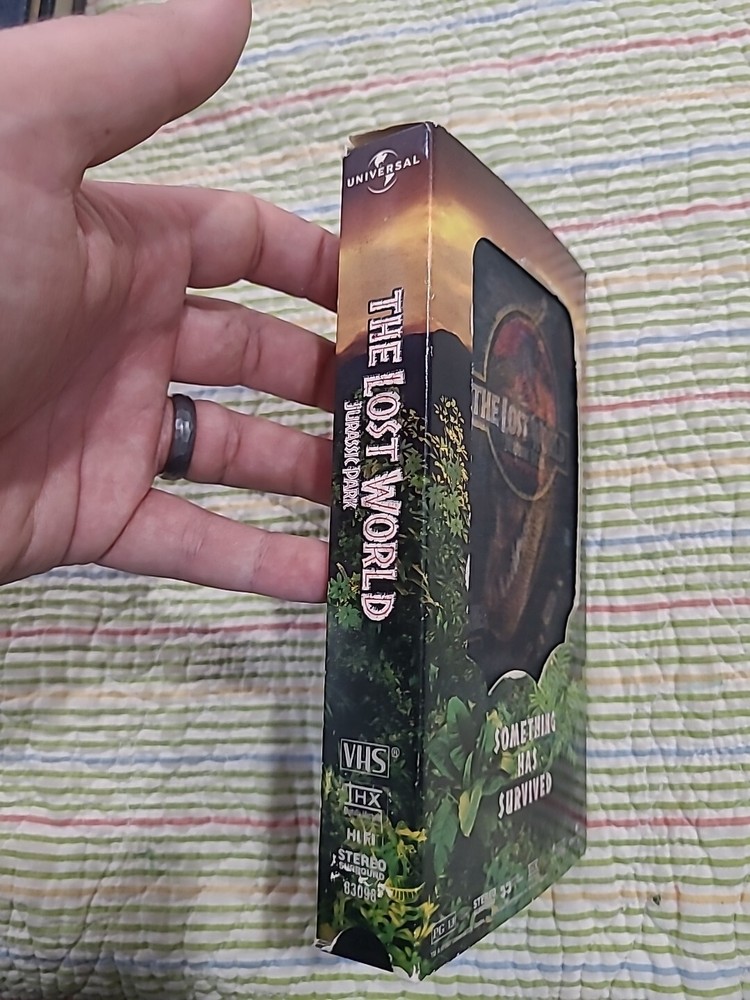 The Lost World: Jurassic Park (VHS, 1997)